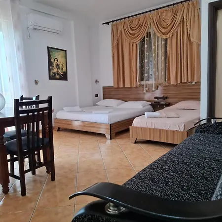 Artmelin Apartments Durres Exterior photo
