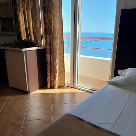 Artmelin Apartments Durres Exterior photo